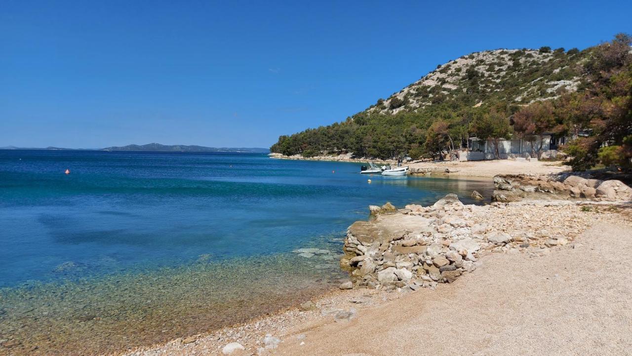 Buqez Resort, Vila 51 Драге Екстериор снимка