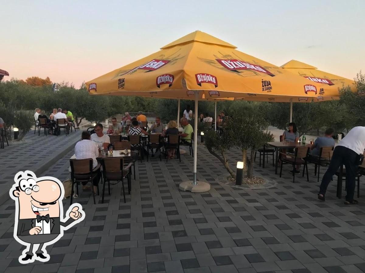 Buqez Resort, Vila 51 Драге Екстериор снимка